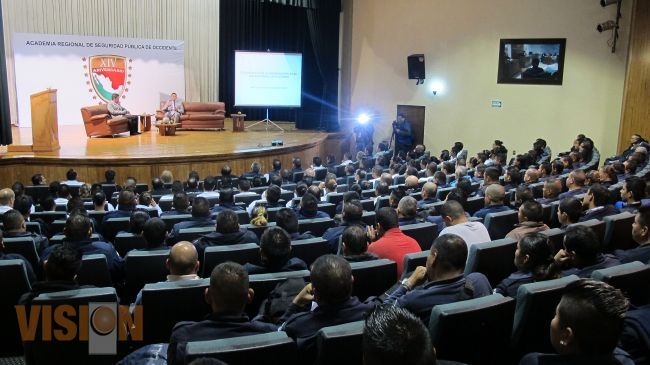 Imparten conferencia sobre la actuación policial en el Nuevo Sistema de Justicia Penal. 
