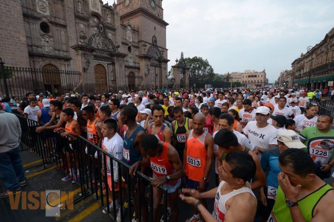  Participa Salvador Abud en carrera Corre por Morelia