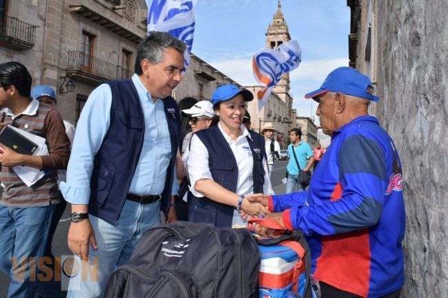 Rescatar valores de respeto y solidaridad : Nacho Laris