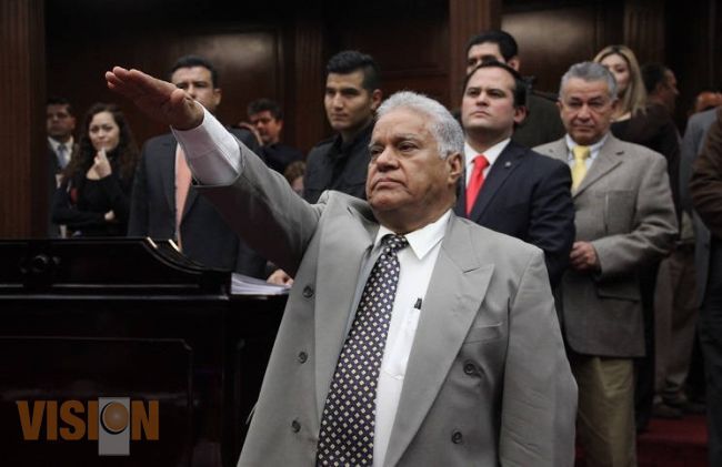 Dotan de equipo de cómputo a Coordinación de Trasparencia 