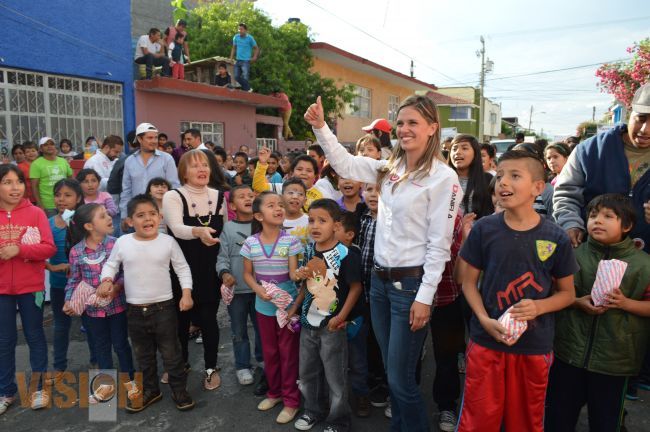 Celebra Daniela de Los Santos las batallas legislativas a favor de los niños 