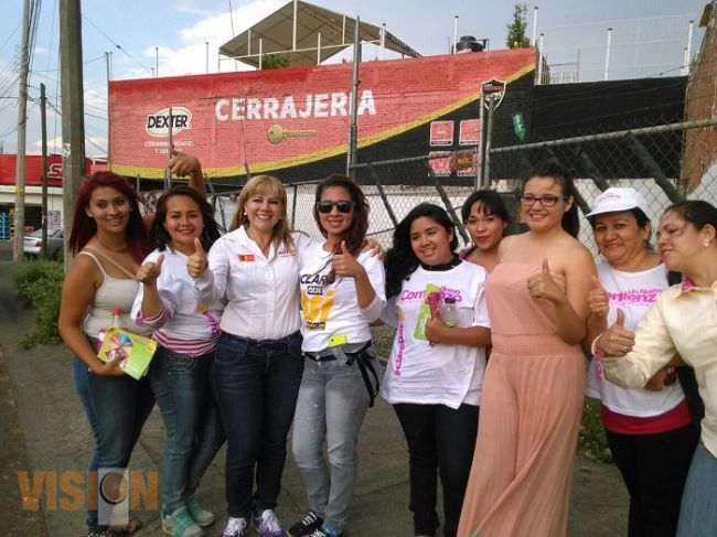 Lupita Herrera Calderón intensifica su campaña en colonias y tenencias de Morelia