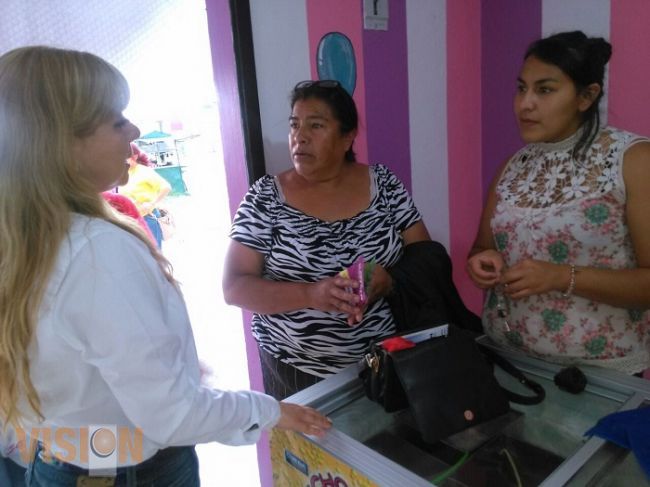 Expone Lupita Herrera propuesta legislativa en Rinconada Morelia, La Huerta y Tiníjaro