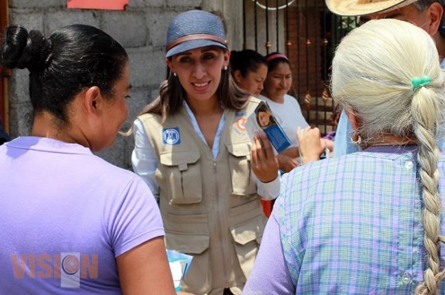 Reitera Rubí Rangel trabajar en beneficio de los grupos vulnerables 