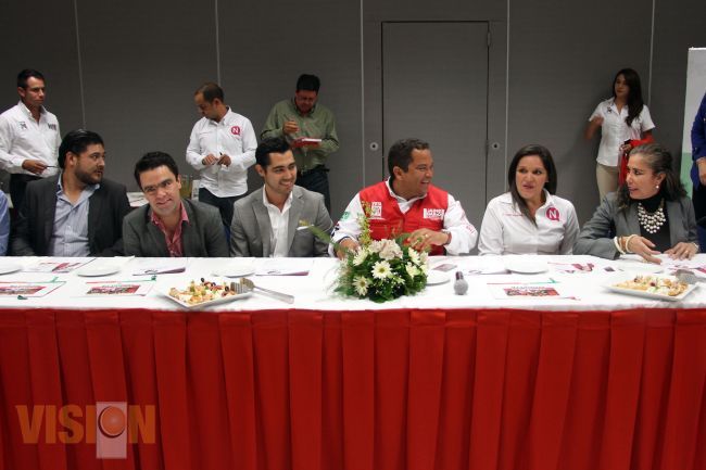 Se reúne Jaime Darío con integrantes de la CANIRAC