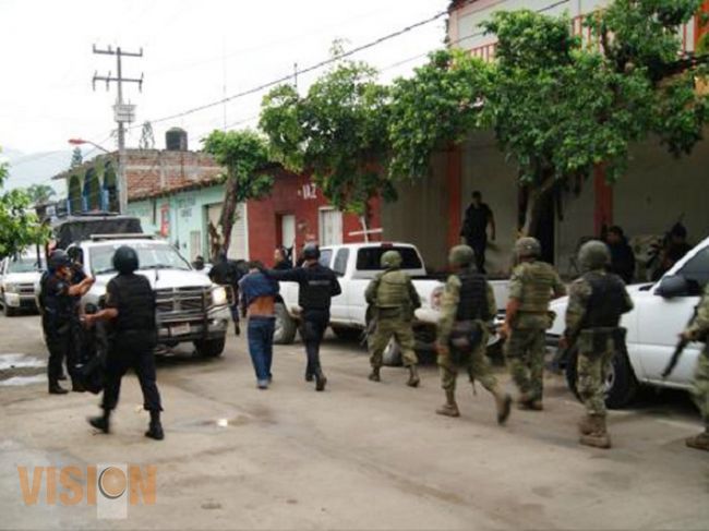 6 muertos en enfrentamiento de Aquila 
