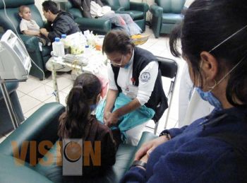 Capacitan a personal de salud para el diagnóstico oportuno de cáncer en menores de 18 años