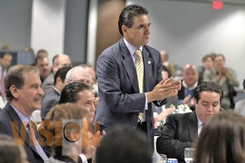 Asiste Silvano Aureoles a encuentro con empresarios mexicanos y norteamericanos en Houston Texas