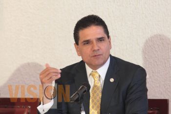 Pide Silvano Aureoles mayor apoyo a los municipios para atender demandas de la población