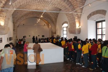 La libertad, el miedo y la juventud, temas de la exposición de Alas y Raíces De vuelta y empuje