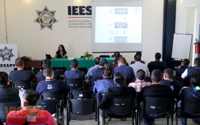 Realiza PGJE curso para personal de la institución den materia de Derechos Humanos