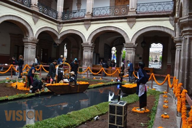 Presenta Museo Histórico del Poder Judicial altar tradicional por Noche de Muertos