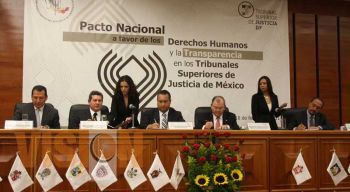 Firman pacto nacional por derechos humanos