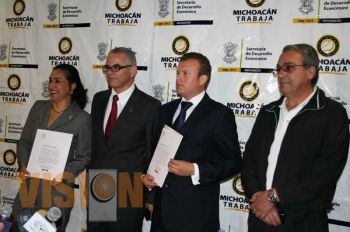 Nombran a Carmen Escobedo directora del Icatmi y a Juan Carlos Vega del CCDEM