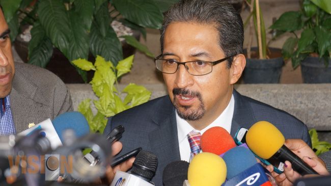Impide Suprema Corte que alumnos de la UMSNH paguen cuotas de inscripción 
