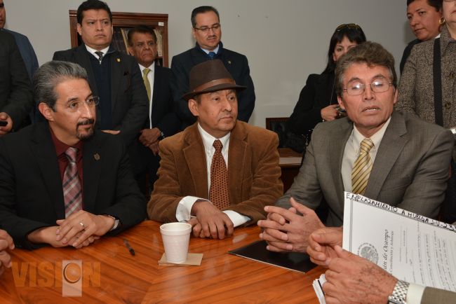 La Universidad Michoacana, puede hacer frente a los retos : Medardo Serna