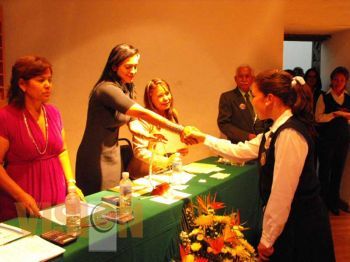 Preside Iris Mendoza el Séptimo Concurso Estatal de Oratoria de Escuelas Secundarias Federales