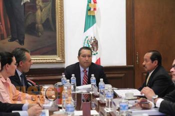 Leonel Godoy asiste al Protocolo en caso de terremoto