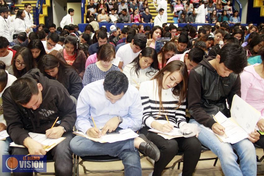 Segundo día del proceso de admisión en la UMSNH; participan 3 mil aspirantes