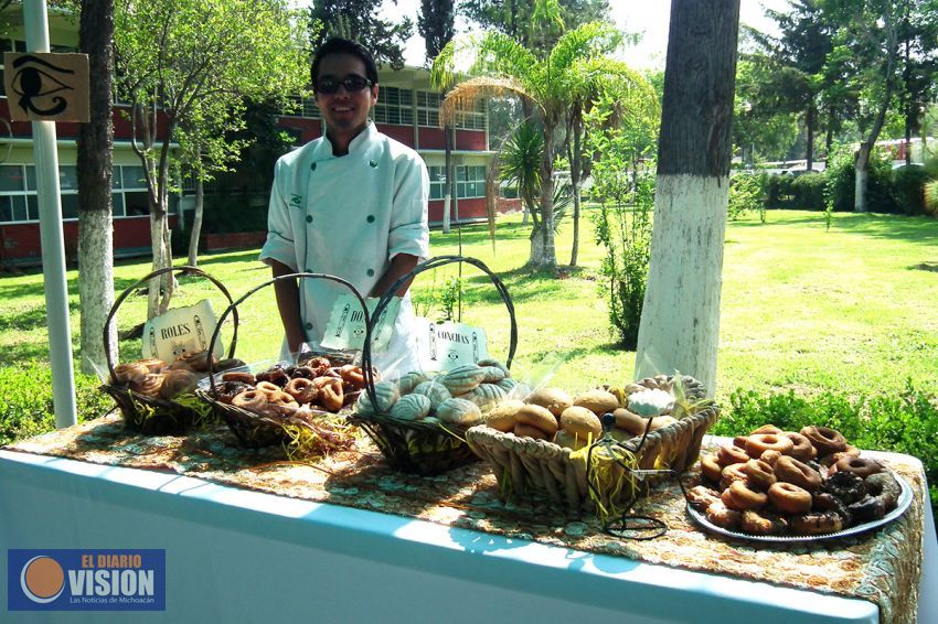 Alumnos del Conalep Michoacán llevan a cabo muestras gastronómicas