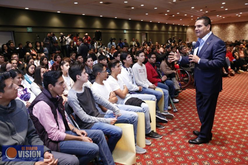 Normalistas se víctimizan cuando la autoridad actúa: Silvano Aureoles