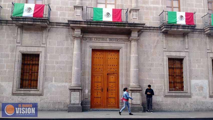 Universidad Michoacana, sigue paralizada por integrantes del MAR