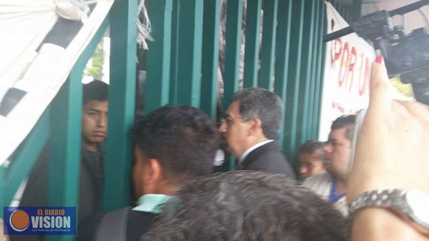 Universidad Michoacana presenta demanda penal contra paristas