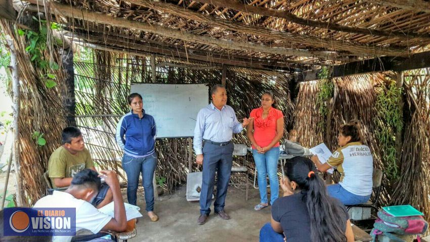 Avanza en la Costa el Telebachillerato Michoacán