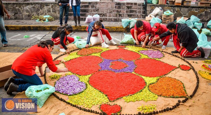 Exitosa participación del Cobaem en el 1er Encuentro Internacional de Alfombristas  