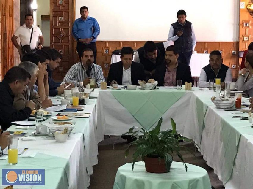 Presidentes Municipales suman esfuerzos por mejor presupuesto: García Conejo