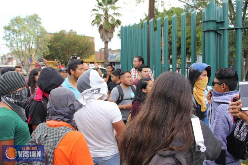 De nueva cuenta grupos externos impiden la liberación de ciudad universitaria