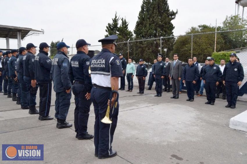 Juan Bernardo Corona se compromete a dignificar labor de policías