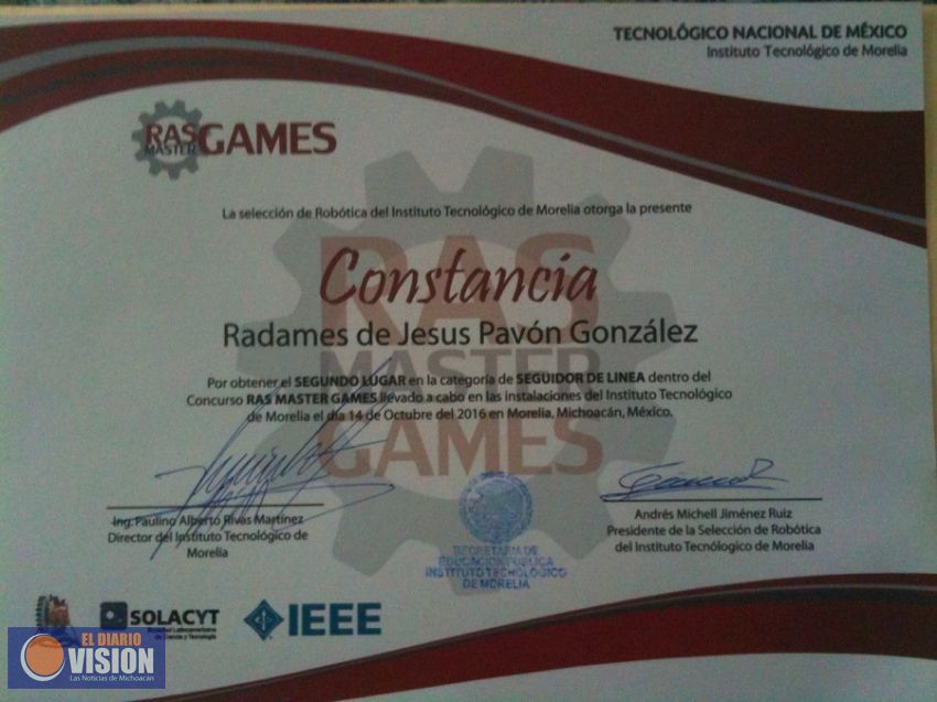 Nicolaitas ganan primer y segundo lugar en el RAS Master Games, categoría de Seguidor en Línea