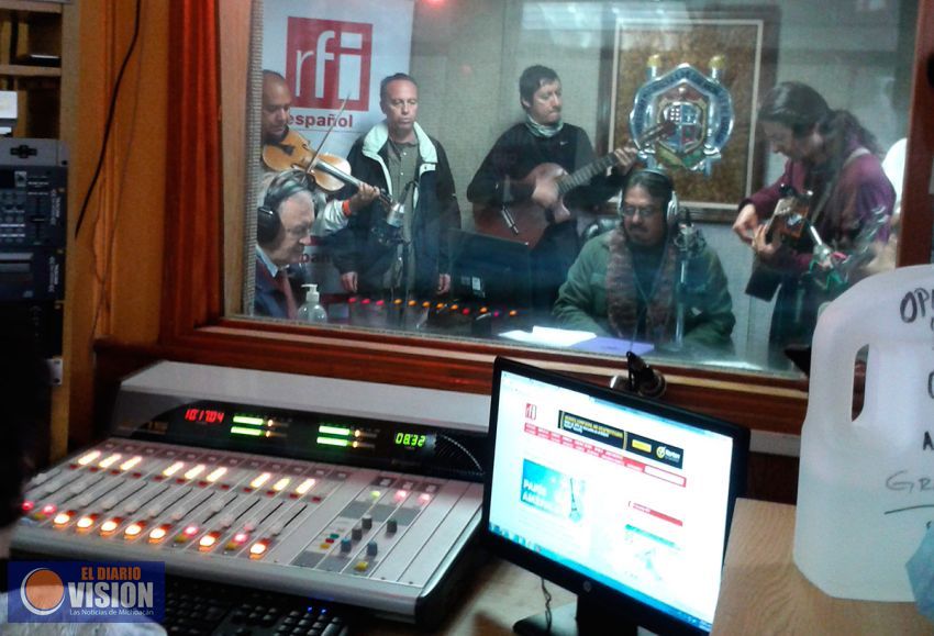 Amplía Radio Nicolaita su transmisión a 24 horas 