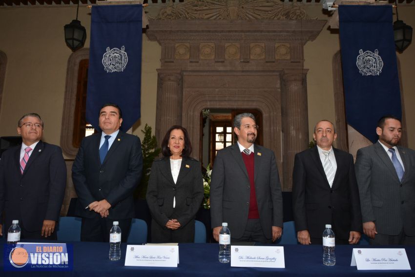 Los avances tecnológicos son importantes para la educación, pero lo fundamental son los profesores