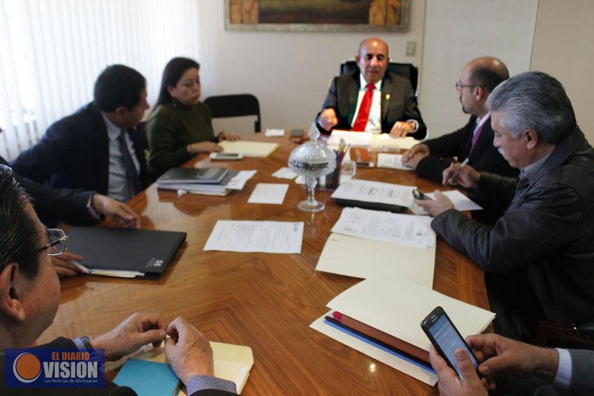 Autoridades educativas rindieron protesta como integrantes del Comité estatal de Becas escolares