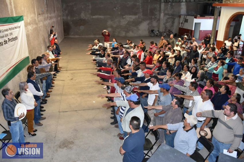 Cumple Víctor Silva con devolver toma de decisiones a la base del priismo 