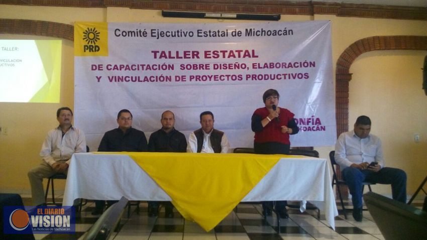  PRD capacita  sus líderes en gestión social 