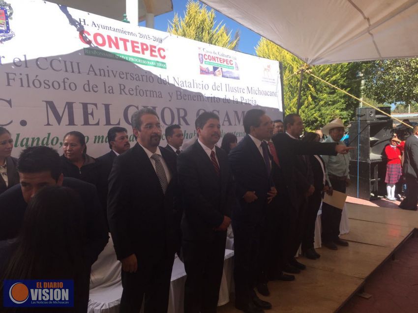 Asiste el rector Medardo Serna a la ceremonia del CCIII aniversario del natalicio de Melchor Ocampo