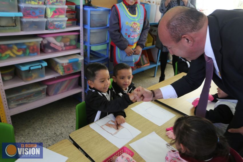 Escuelas de nivel básico regresan de vacaciones, trabajan al 100%