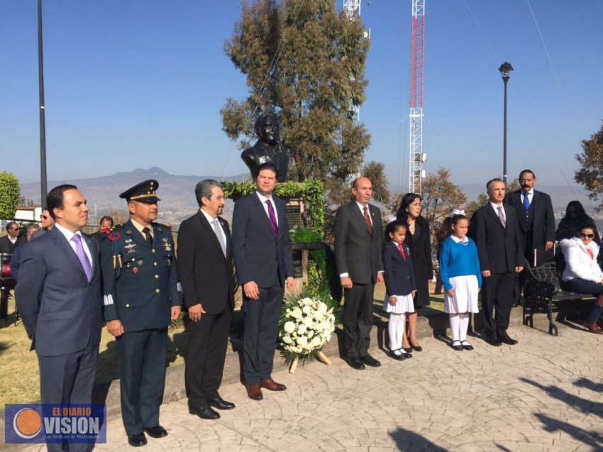 Presente UMSNH en homenaje a Mariano Matamoros