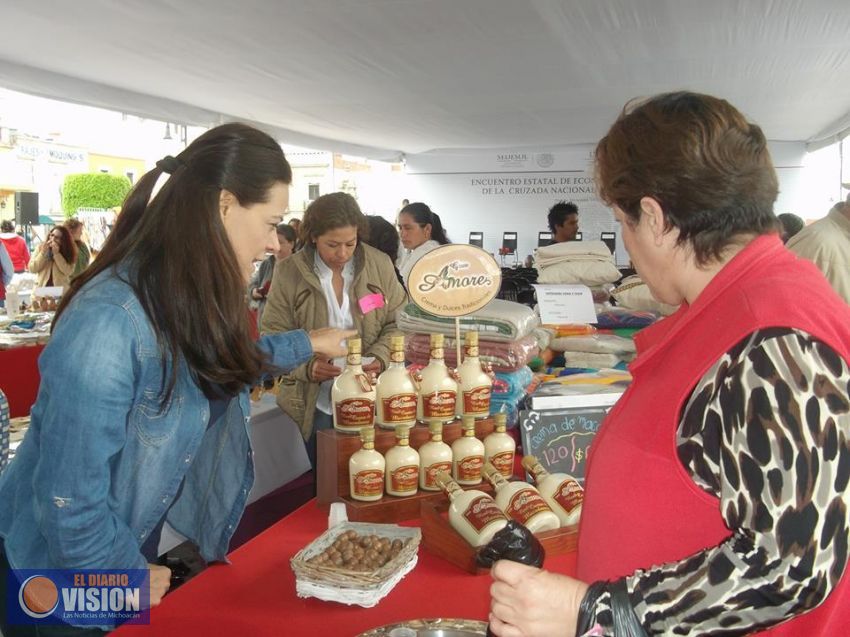 Emprendedoras michoacanas, reciben respaldo de INAES, aumentan productividad