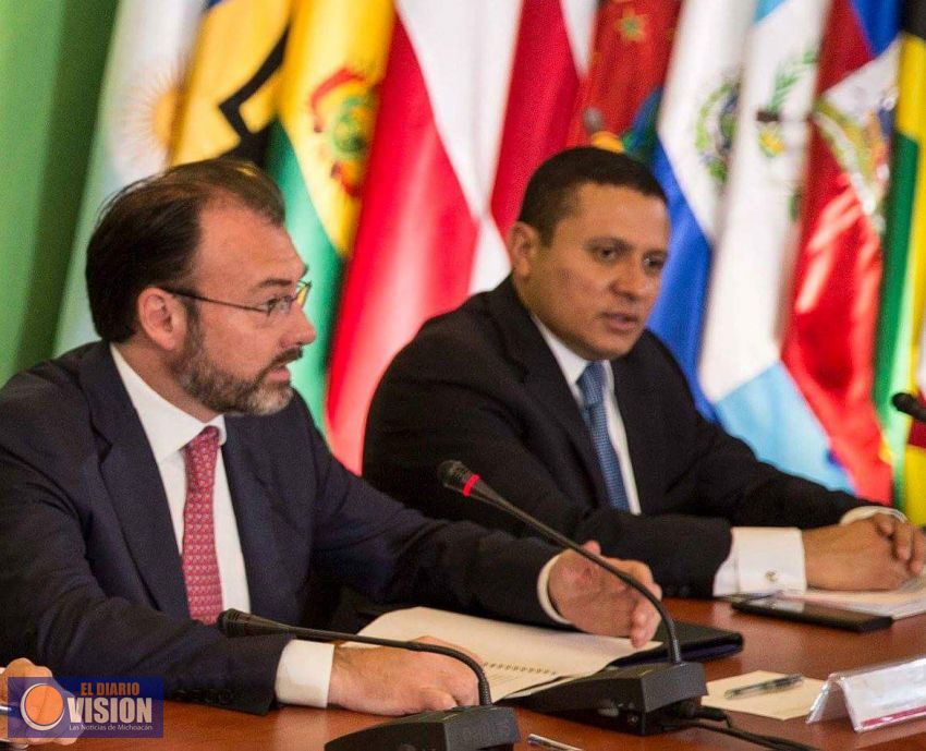 Videgaray divide al PRI