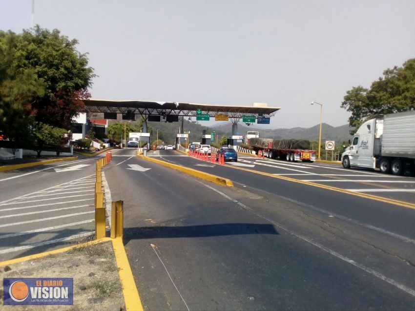 Libres las casetas de cobro en Michoacán: SSP