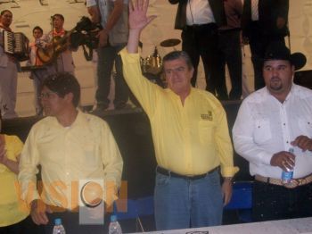 No tengo cola que me pisen, presume Enrique Bautista en el Arranque de su precampaña en Maravatío