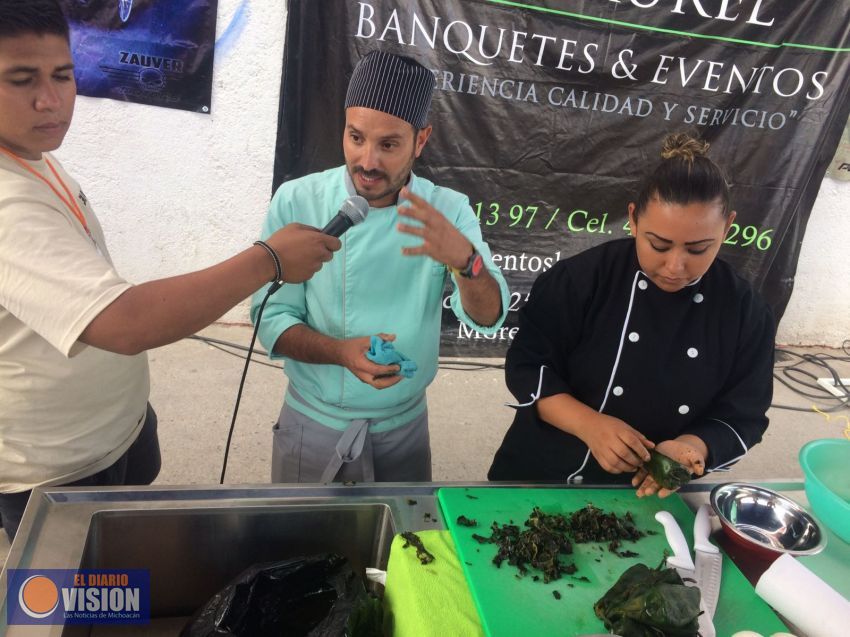  “Hombres Cocinando para Enamorar a su Mujer”,  talleres Comunitarios con gran corazón social