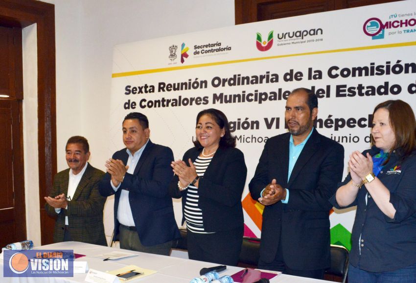 Reúne Secoem a contralores de la región VI Purhépecha
