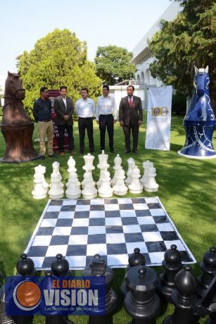 Inicia con éxito el Torneo de Ajedrez “Centenario de la UMSNH”