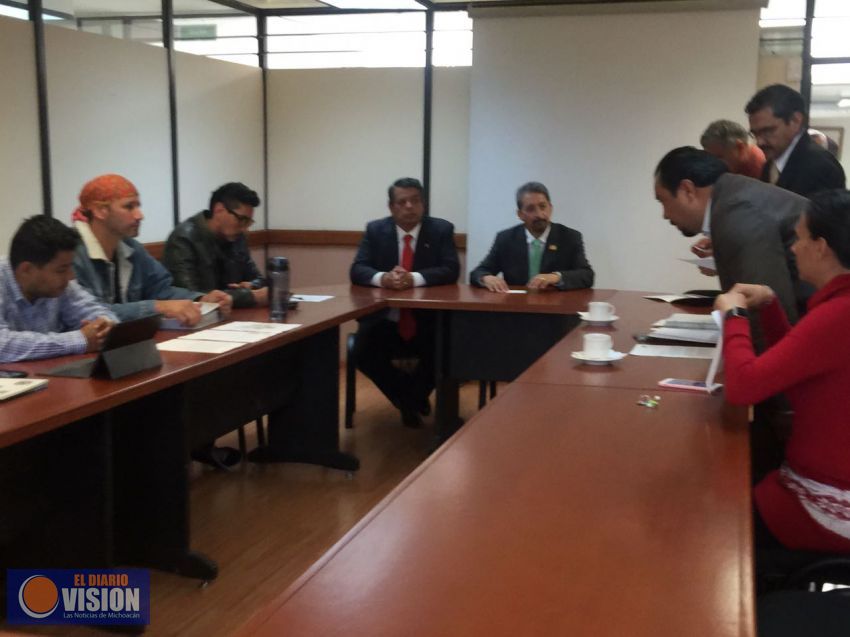 Constata Medardo Serna trabajo en la Comisión Mixta de Tabuladores UMSNH-SUEUM