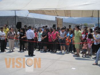 Antorcha Campesina gestiona la pavimentación de calles en la colonia Gertrudis Sánchez